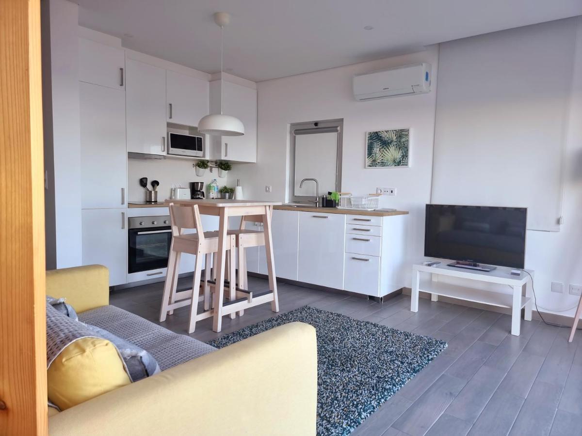 Bay House - Seascape Apartment Понта-Делгада Экстерьер фото